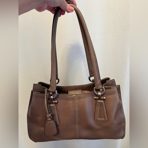 Liz Claiborne Handbags - Elegant Liz Claiborne Taupe Shoulder Bag